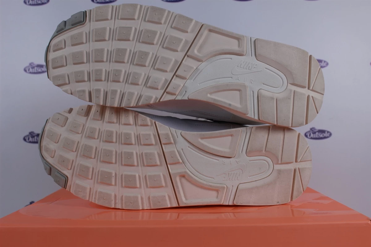 Nike Air Skylon 2 Fear Of God Light Bone Sail 10 Nike Air Skylon 2 Fear Of God Light Bone Sail - Afbeelding 8