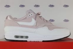 Nike Air Max 1 Barely Rose